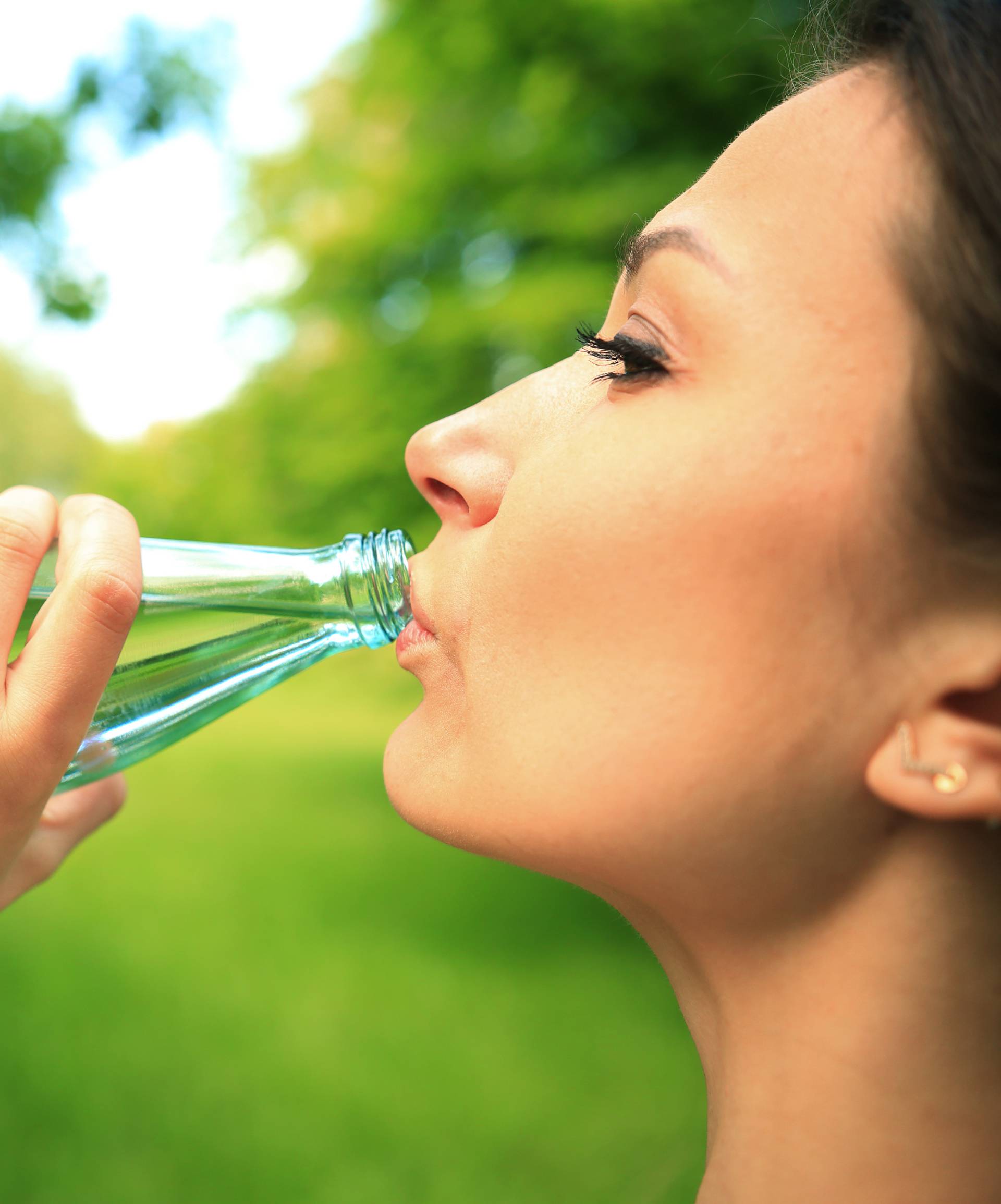 Kad odlučite piti samo vodu, vaše tijelo doživjet će preporod