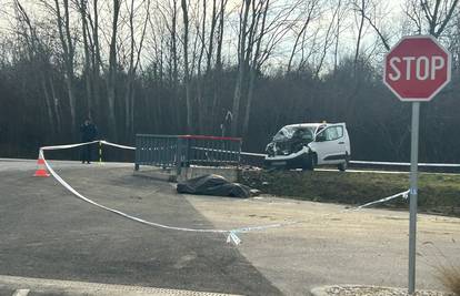 Detalji strave kod Rugvice: Vozač kombija oduzeo prednost motoru, poginula dva tinejdžera