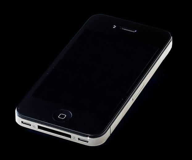 Evo kako se iPhone mijenjao kroz godine, od prvog modela do današnjih 'e' i Pro verzija