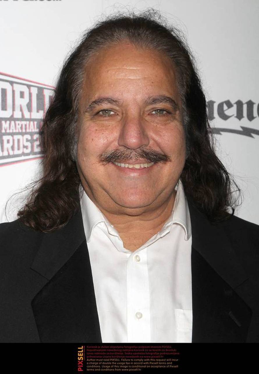 Porno zvijezda optužena za 20 dodatnih seksualnih napada