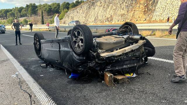 Tragedija na A1: 'Izvlačili smo djecu iz prevrnutog auta...'