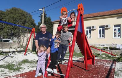 'U vrtiću nas je samo pet, a teta Violeta naš je centar svijeta!'