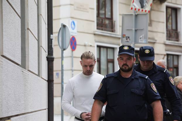 Rijeka: Robert DiCaprio u pratnji policije dolazi na USKOK
