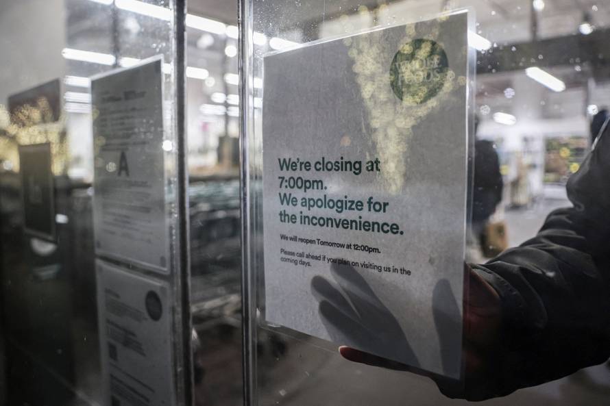 Winter snow storm hits New York City