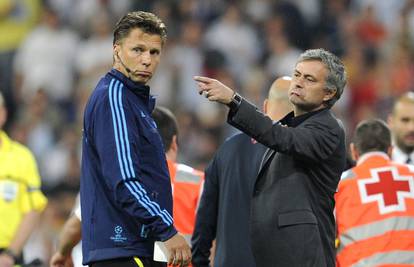 Uefa smanjila kaznu Mourinhu, Jose glumio da mu nije stalo...