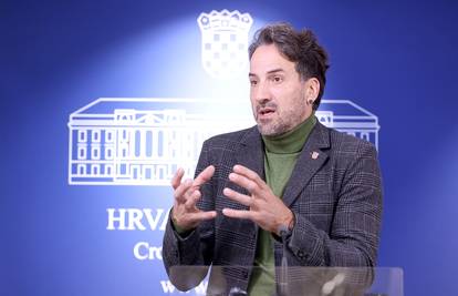 Miletić poručio Plenkoviću: Službeno zabranite komunizam!