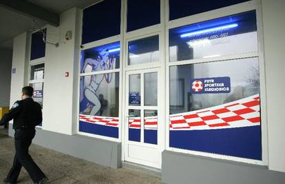 Zagreb: Nožem okrali dvije kladionice na Trešnjevci