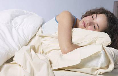 Spavanje jača pamćenje i olakšava mršavljenje