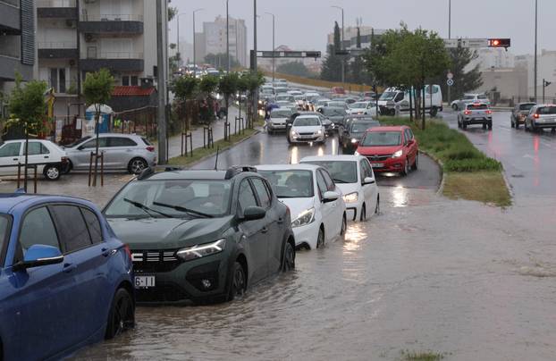 Split: Prometni kolaps zbog kiše
