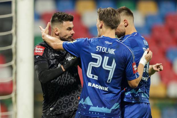 Gorica u 90. minuti promašila penal za pobjedu, vratar Varaždina Radošević obranio Sukov udarac