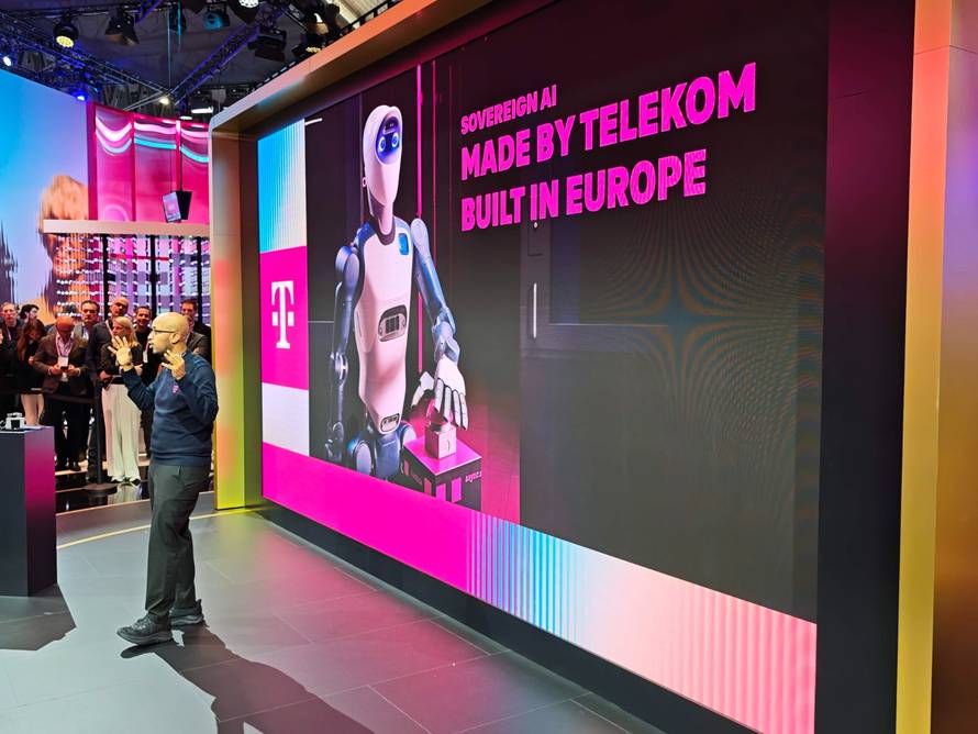 DT zatvara rupe u signalu u Europi uz pomoć Starlinkove satelitske veze na mobitelima