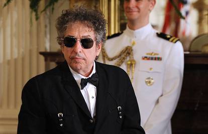 Javio se  Bob Dylan: 'Nobelovu nagradu nisam mogao sanjati'