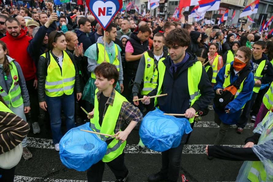 Počeo vjerojatno najveći prosvjed u povijesti Srbije "15 za 15"