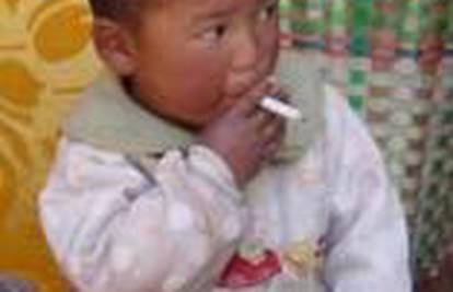 Četverogodišnjak mora na odvikavanje od cigareta 
