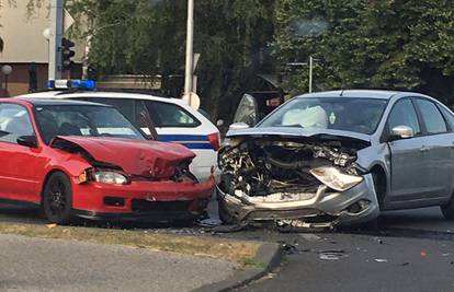 Sudar u Zagrebu: Preveženi u bolnicu bez ozbiljnijih ozljeda