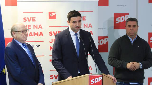 Zagreb: U srediÅ¡njici SDP-a odrÅ¾ana izvanredna konferencija za medije