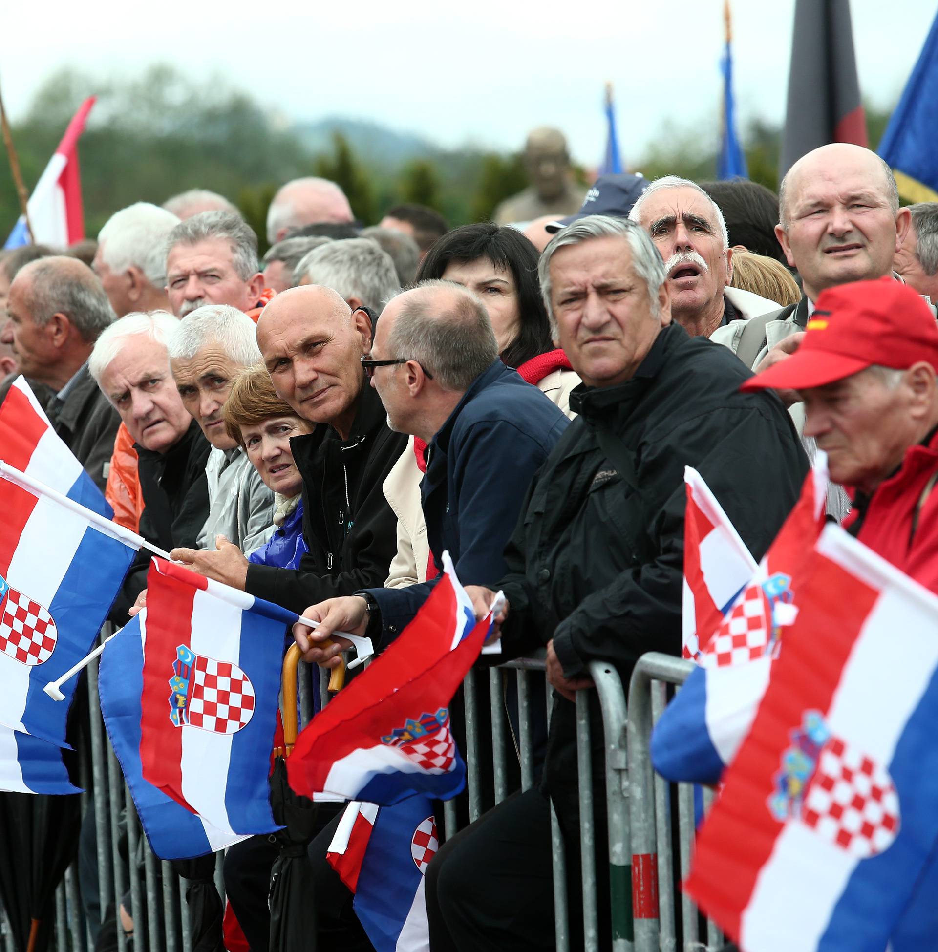 Odali počast žrtvama: Reiner  i Karamarko stigli na Bleiburg