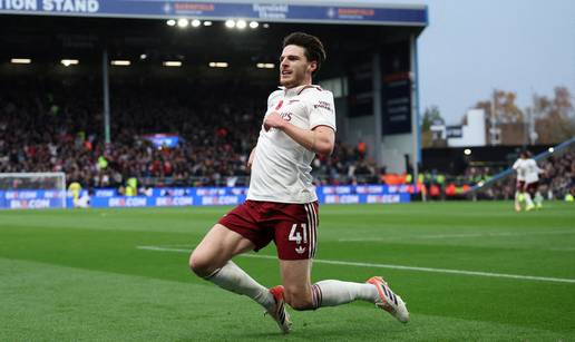 VIDEO Arsenal pobjegao na +7 na vrhu, stao niz Man. Uniteda