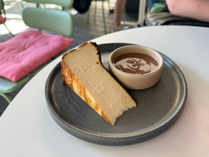 'Mrvica' u Zagrebu: Žerbo torta i cheesecake su im baš bomba!