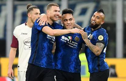 Martinez tri, Džeko dva: Inter se 'petardom' vratio na vrh