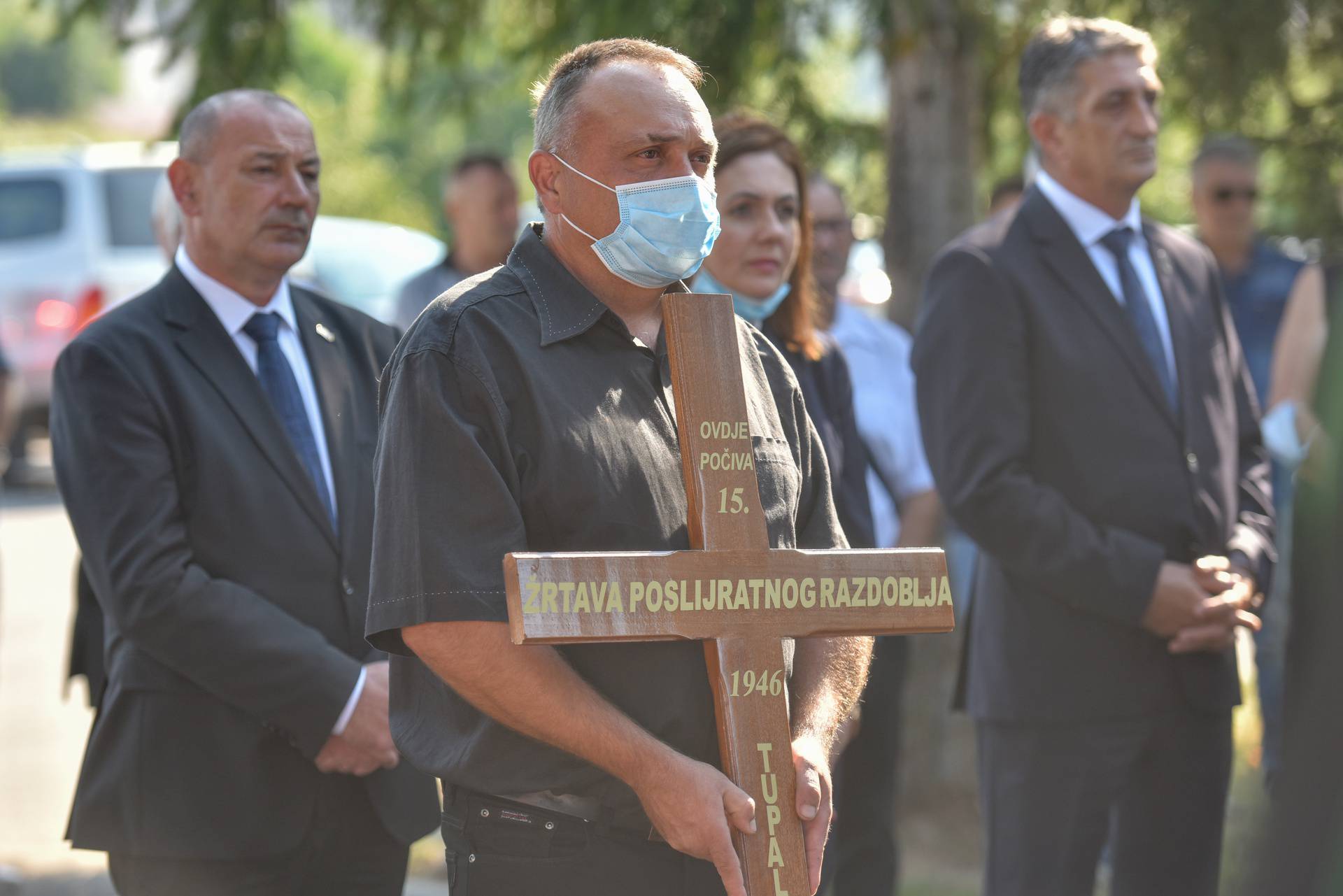 Posljednji ispraćaj posmrtnih ostataka 15 Hrvata u Otočcu ubijenih po nalogu Ozne