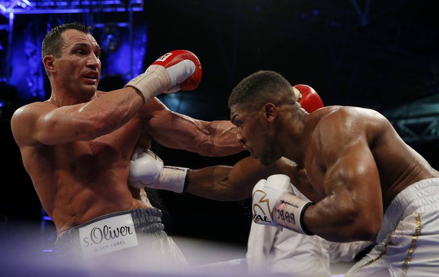 Anthony Joshua in action with Wladimir Klitschko