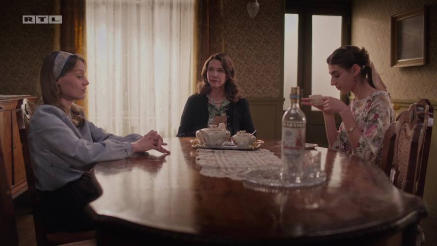 Evo što će se događati danas u seriji Divlje pčele: Jasmin kaže Katarini istinu, Jakov se brine...