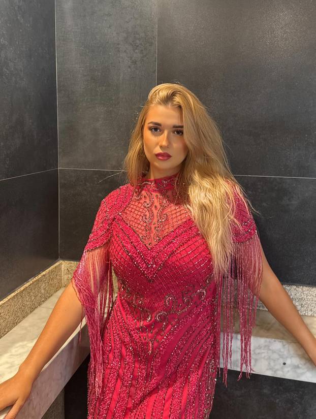 FOTO Djevojka koju je Yamal pozvao na rođendan: 'Tražili su plavuše sa specifičnim grudima'