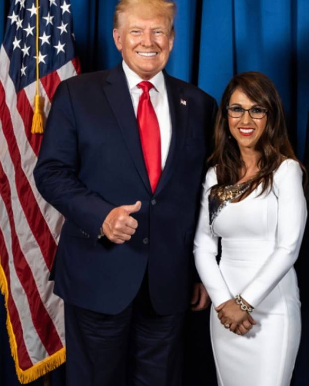 FOTO Pala ko kruška! Trumpova zastupnica koja obožava oružje tresnula u Zastupničkom domu