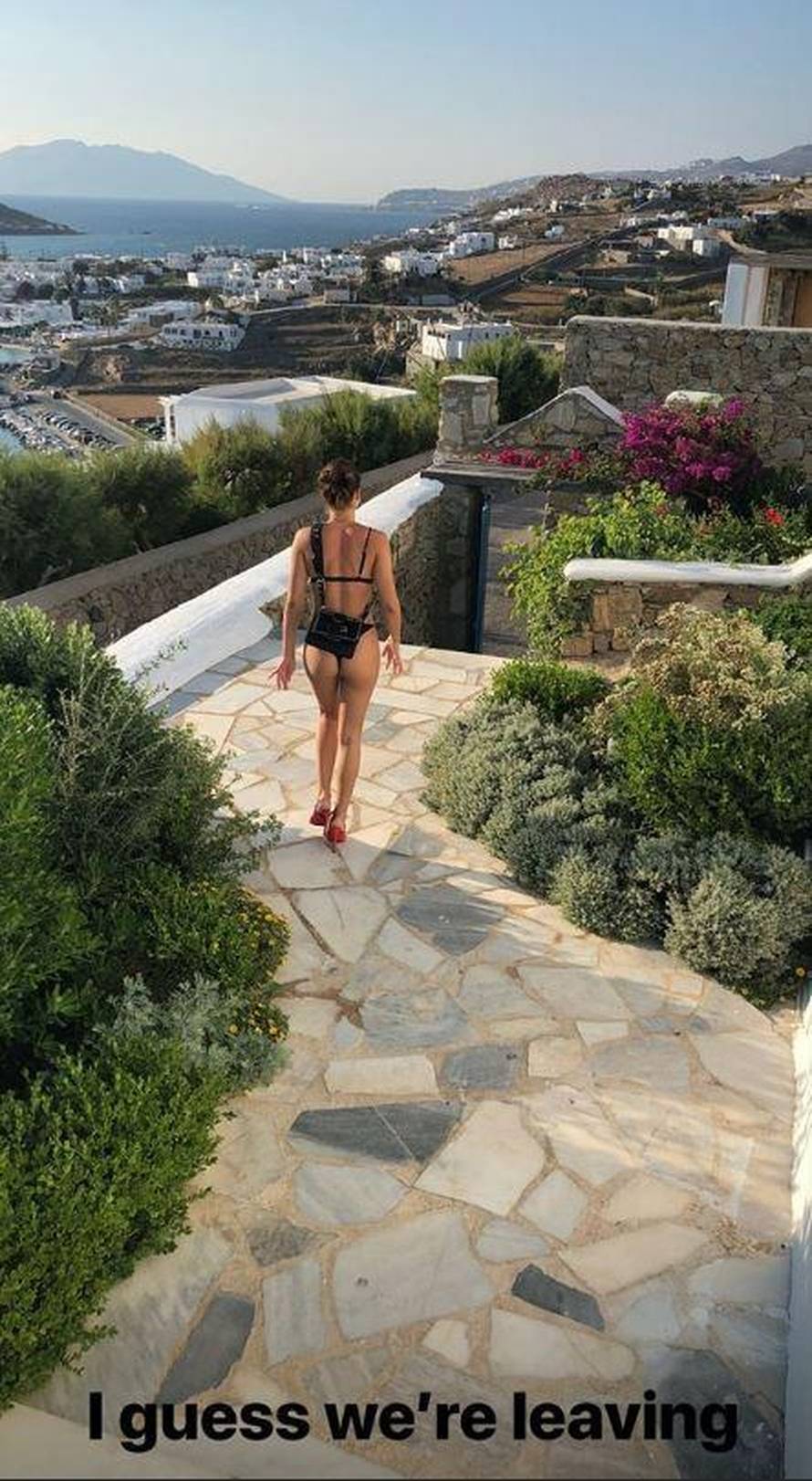 Scott se hvali guzom 15 godina  mlađe cure: To je znak da idem