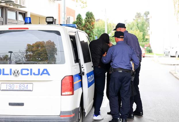 Na Općinskom sudu u Velikoj Gorici počela saslušanja muškaraca osumnjičenih da su pjevali ustaške pjesme 