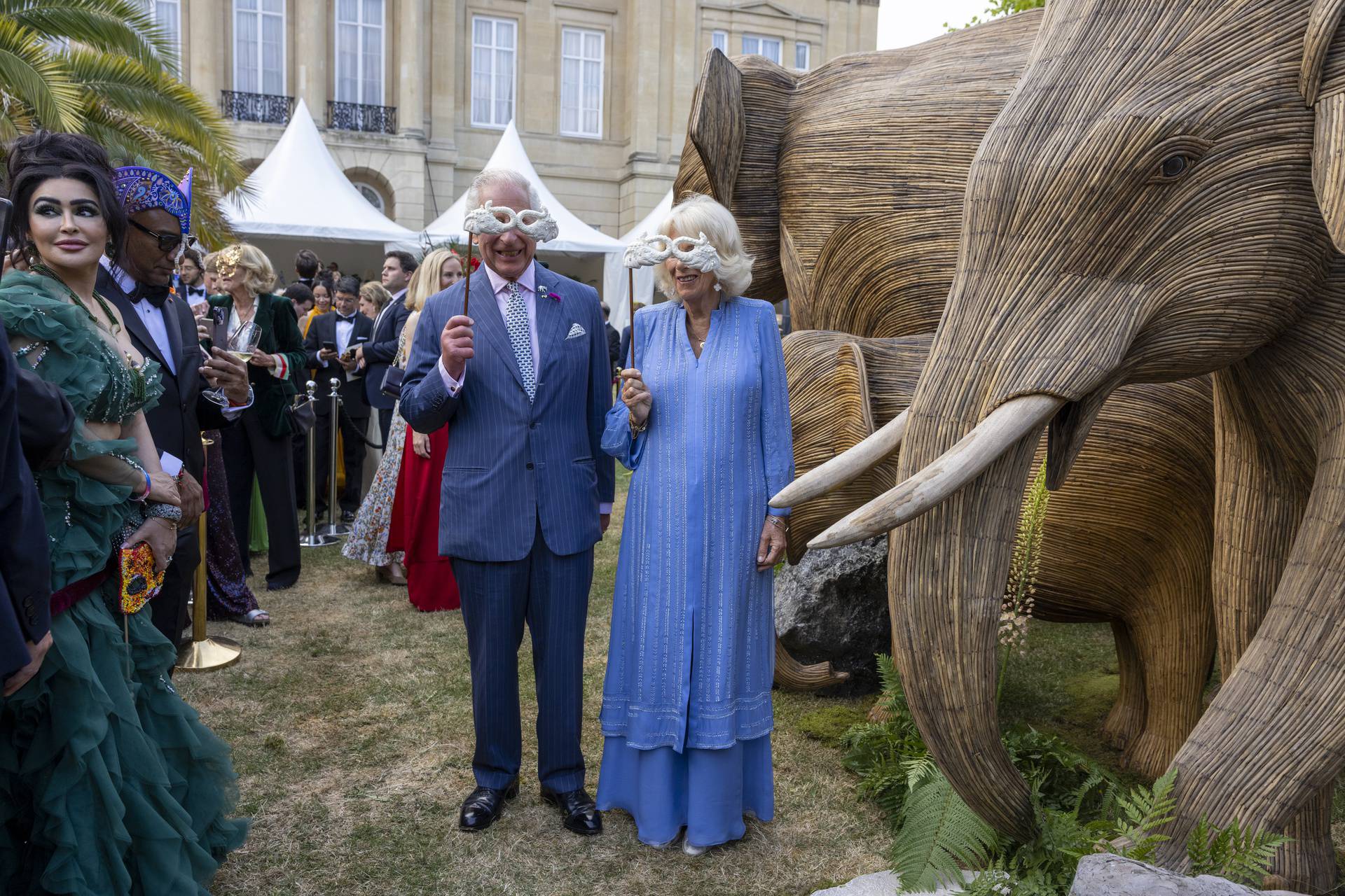 Kralj Charles III i kraljica Camilla na Balu životinja povodom 20. godišnjice dobrotvorne organizacije Elephant Family