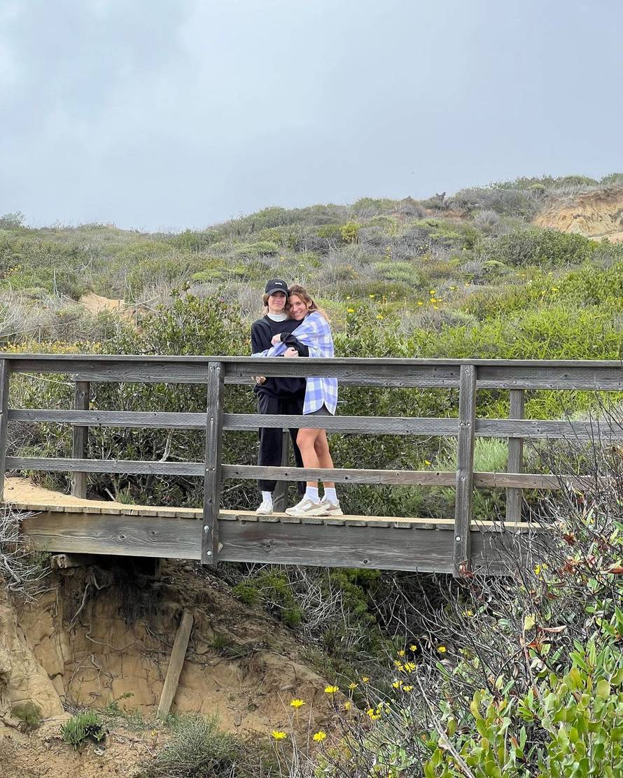 Žena priznala da je biseksualna, dovela curu doma, a muž se nije bunio: 'Ljubav je nepresušna'