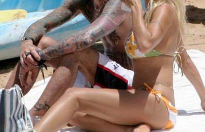 Tommy Lee kupio Pameli Anderson otok u Dubaiju