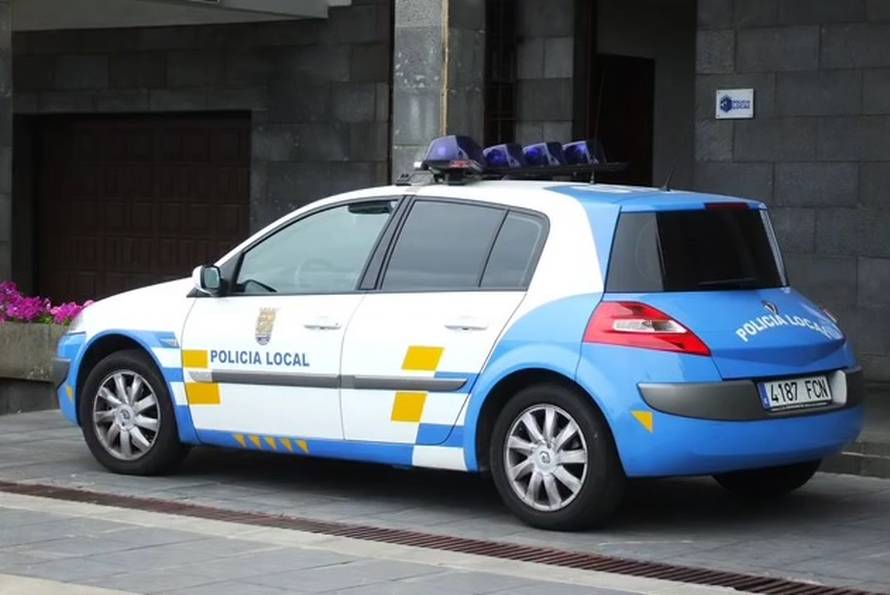 Deportiraju sestre pljačkašice s hrvatskim putovnicama