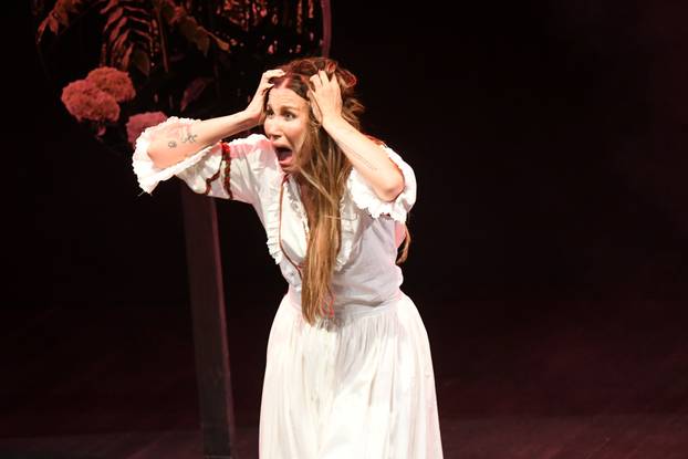 Bjelovar: Ana Gruica Uglješić prštala seksepilom u predstavi Zakon Zagore i osvojila nagradu na BOK festu