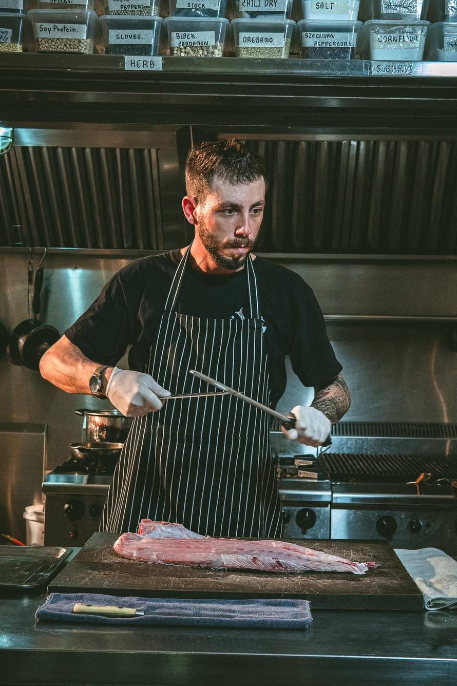 Drugi pobjednik 'MasterChefa' o životu na Tajlandu: Imam svoj restoran, a i brat radi sa mnom