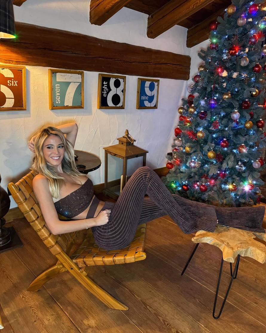 FOTO Diletta ni u sedmom mjesecu trudnoće ne odustaje od poziranja u donjem rublju