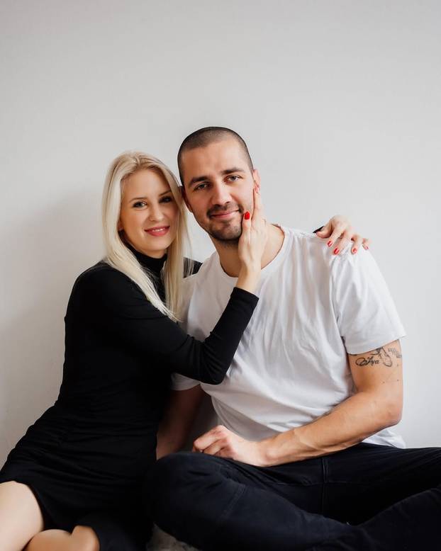 FOTO One su najveće navijačice naših rukometaša! Danas će ih bodriti da osvoje novo zlato...