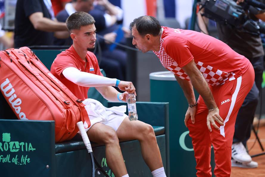 Osijek: Davis Cup, Hrvatska - Francsuka, Dino Prizmić - Corentin Moutet