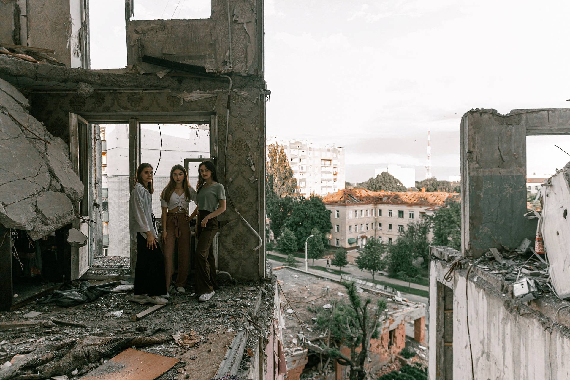 Photographer creates graduation album with Chernihiv ruins as backdrop