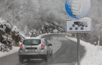 Vozači, oprez! Od sutra su  nova pravila. Kazne su 132 eura