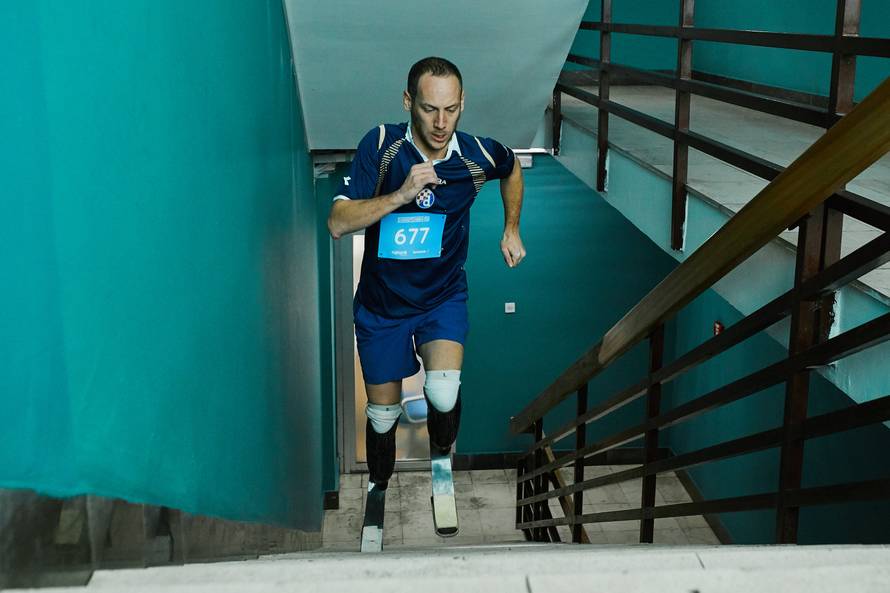 Trčali na 25. kat Zagrepčanke 'za sve koji misle da ne mogu'