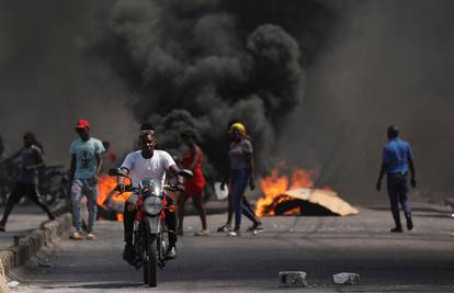 Izvanredno stanje na Haitiju: Bande su upale u zatvor pa oslobodile brojne zatvorenike