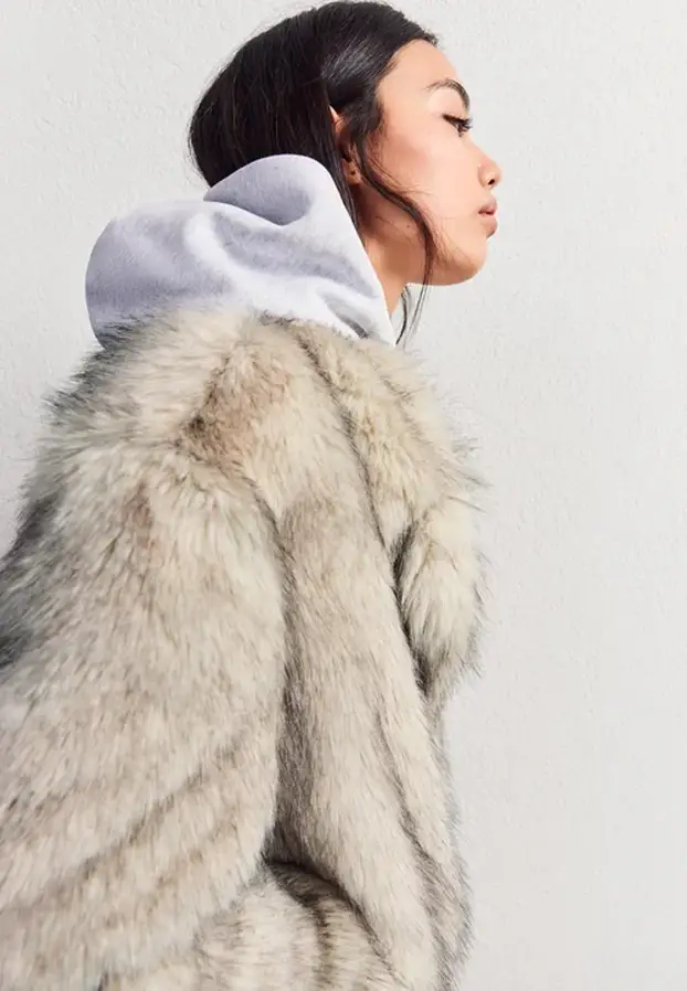 FOTO Chic bundice raznih nijansi - pufasta jakna kao hit sezone