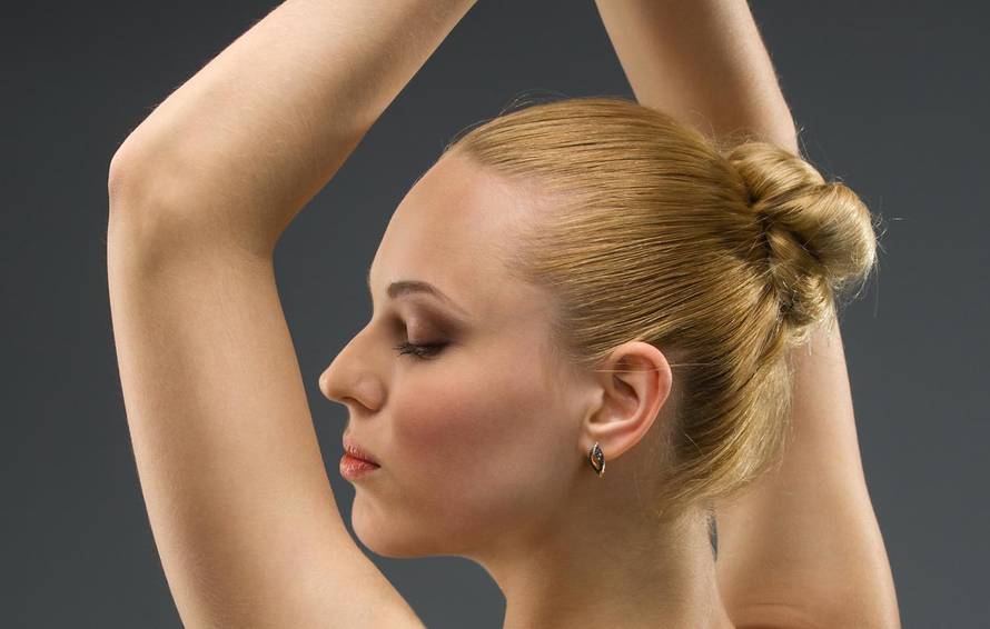 Razlozi zašto vam se kosa brzo masti i kako riješiti taj problem