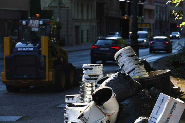 Zagreb: Od danas za sav promet otvorena je ulica Ribnjak