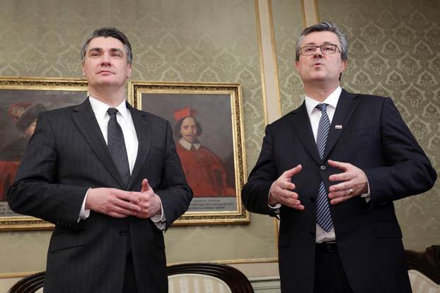 ARHIVA: 2016. Zagreb: Primopredaja vlasti izme?u Milanovi?a i Oreškovi?a u Banskim dvorima 