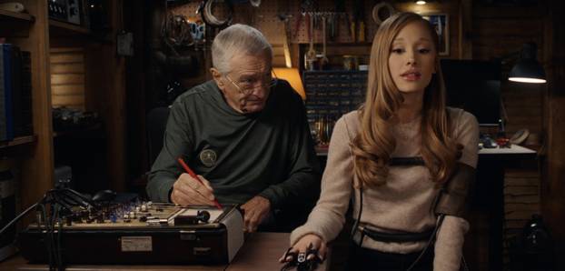 Ariana Grande in new Fockers comedy