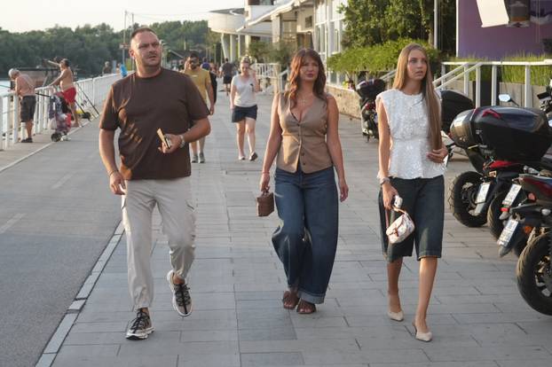 Beograd: Aleksandra Prijović i Filip Živojinović organiziraju proslavu krštenja i prvog rođendana kćeri Arije